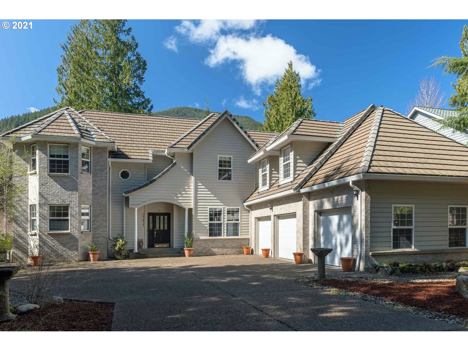 25935 E BRIGHT AVE Mt Hood  Home Listings - Blythe Underwood Creek Mt Hood Real Estate